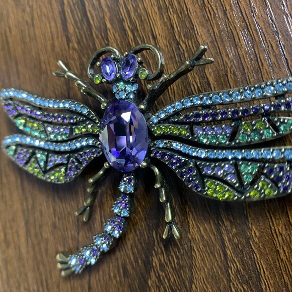 Heidi Daus Crystal Dragonfly Pin - Picture 3 of 6